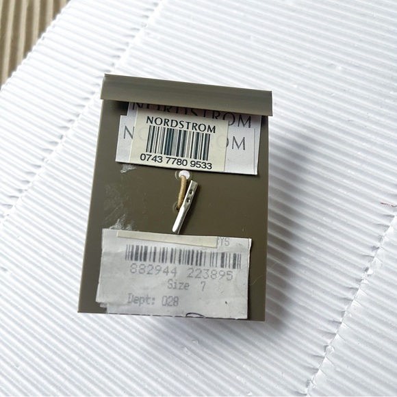 ARIELLA Collection 4 Gold Stackable Rings - Picture 4 of 4